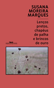 Lenços pretos, chapéus de palha e brincos de ouro